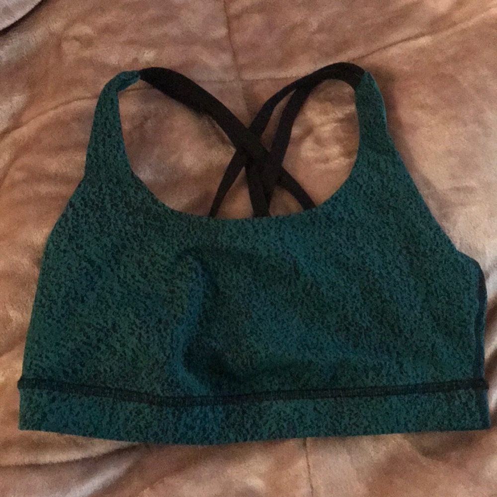 Lululemon bra size 6